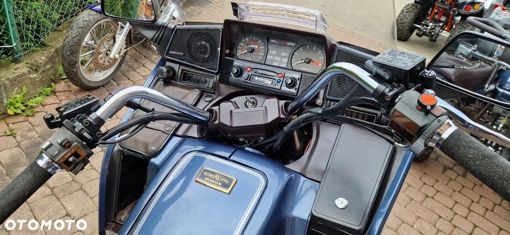 Honda GL - 12