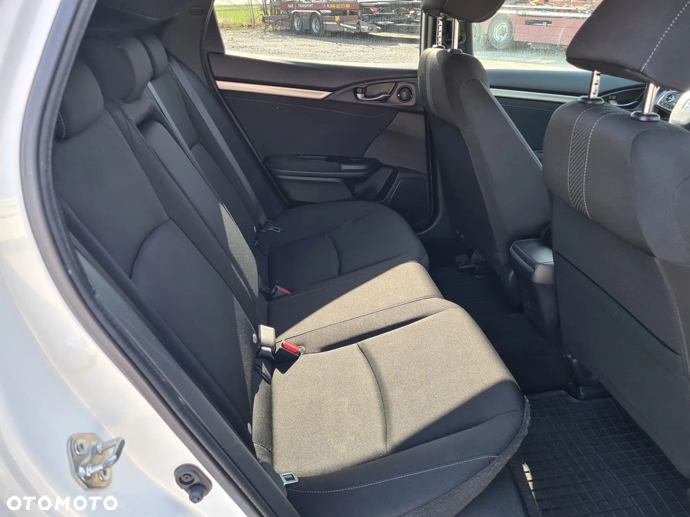Honda Civic 1.0 T Comfort Sport Line - 34
