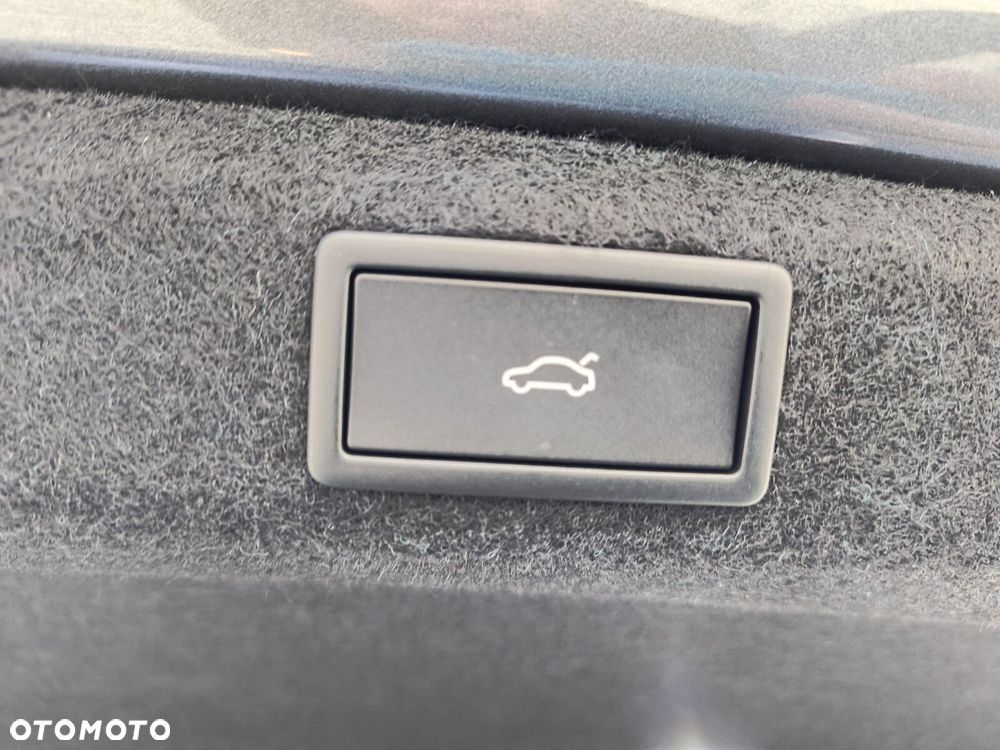 Skoda Superb 2.0 TSI Sportline DSG - 24