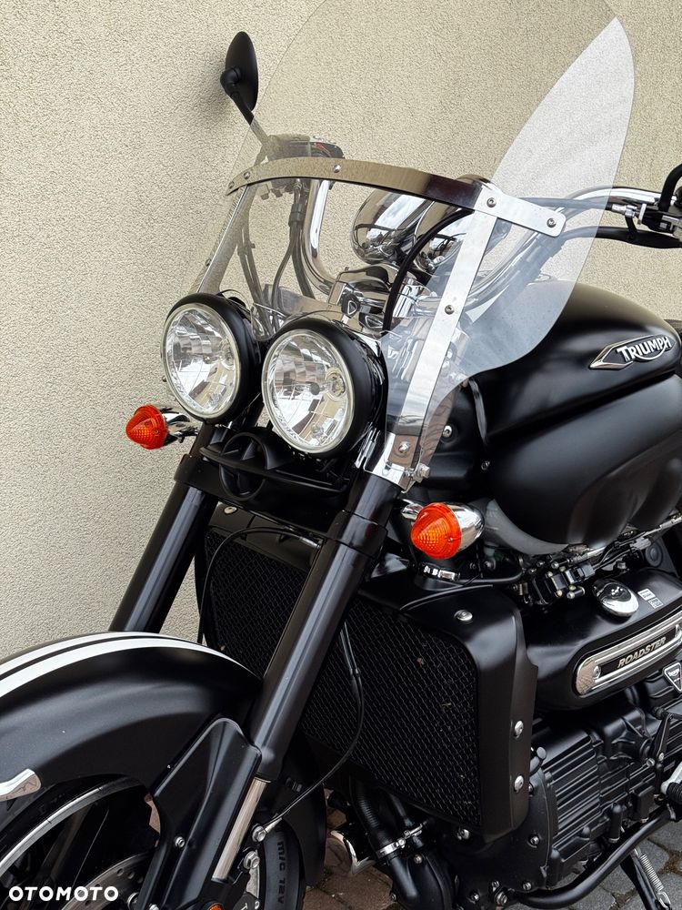 Triumph Inny - 16
