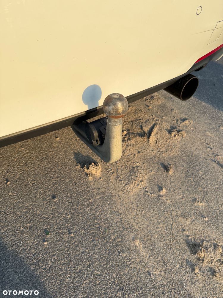 BMW Seria 3 335i xDrive Edition Sport - 28