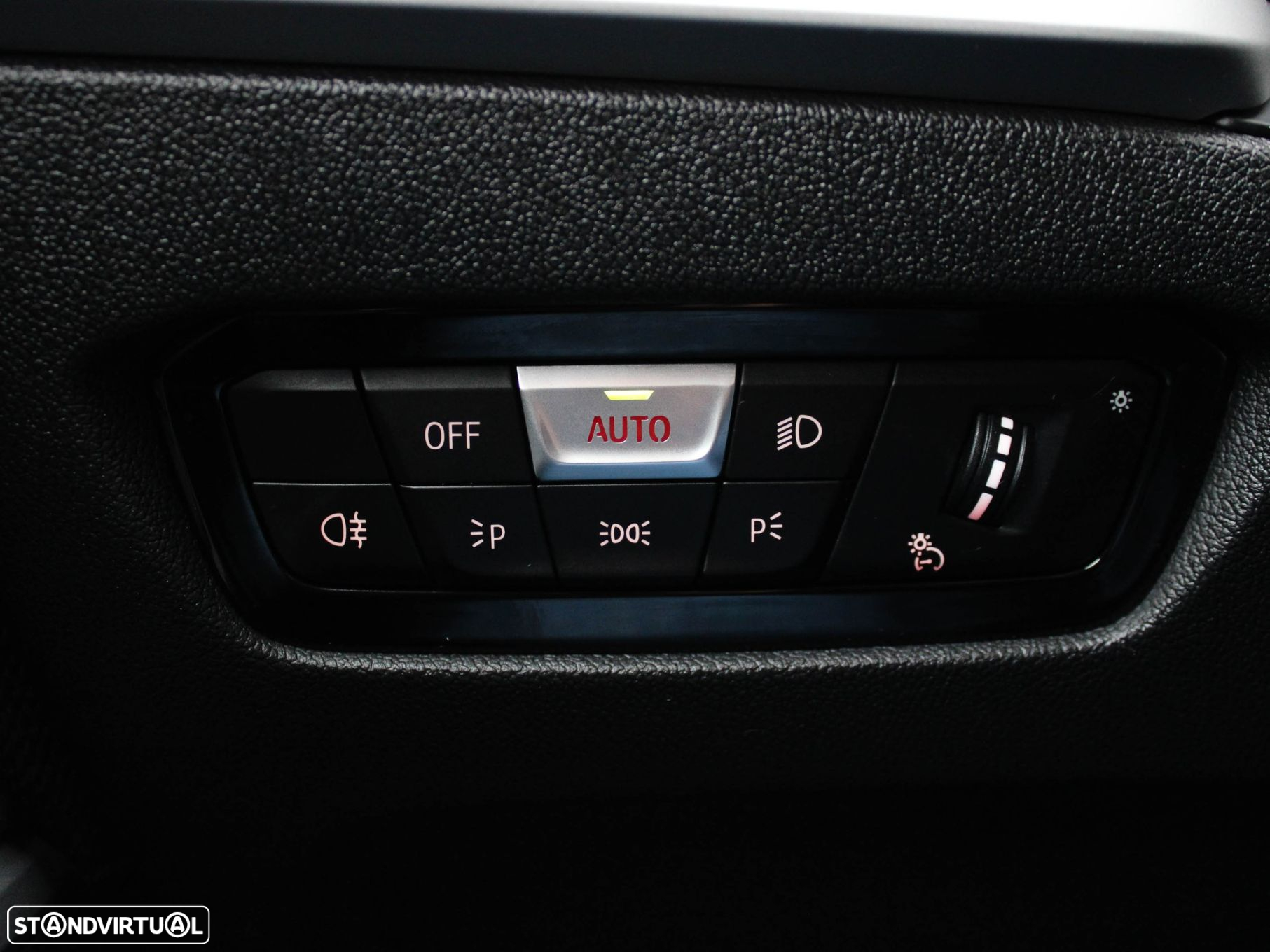 BMW 318 d Touring - 30