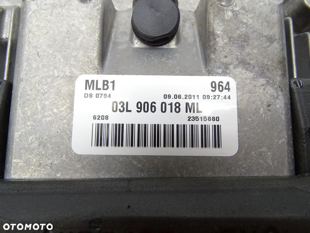 KOMPUTER STEROWNIK SILNIKA CGL 03L906018ML 2.0 TDI AUDI Q5 8R - 4