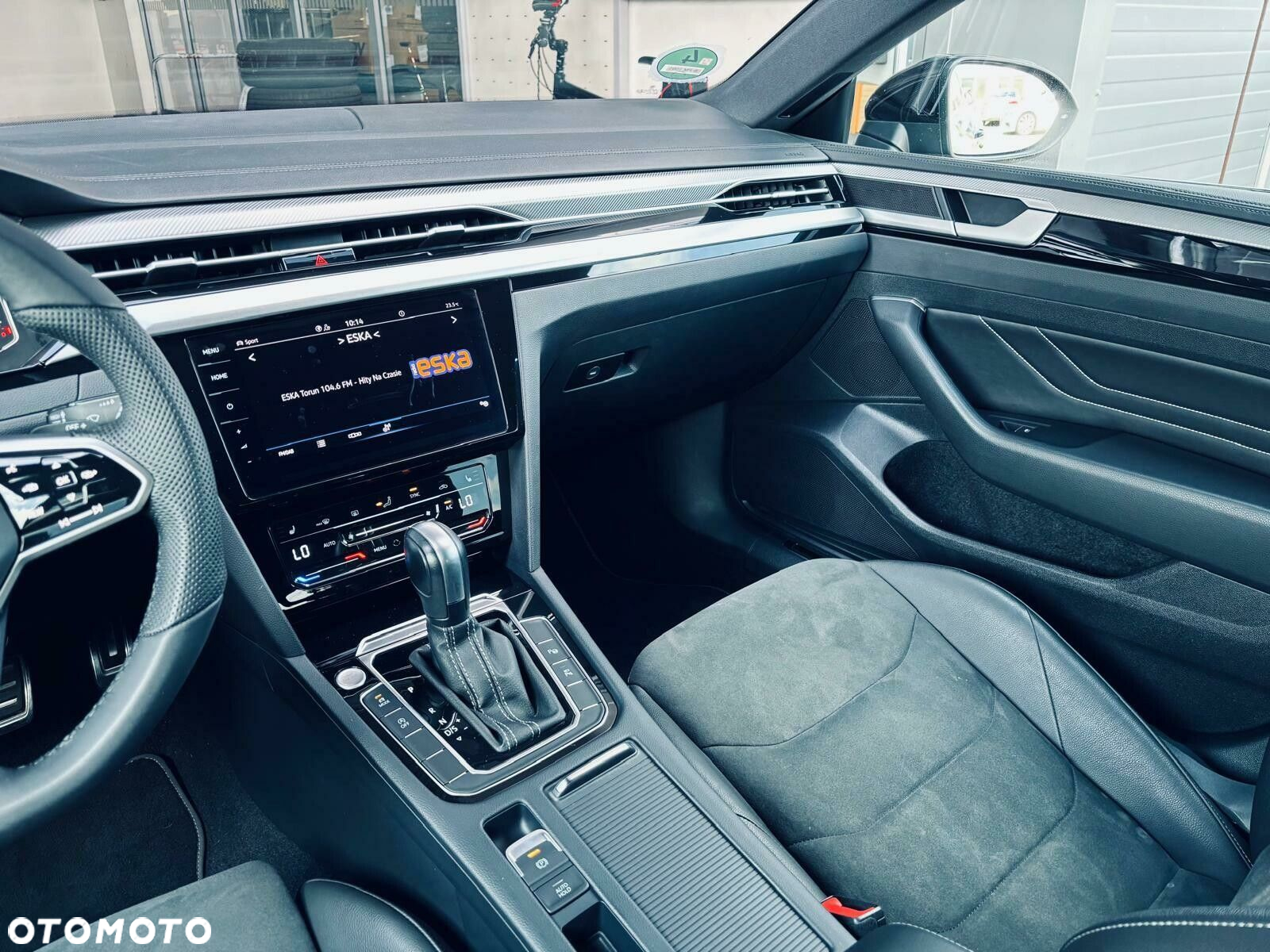 Volkswagen Arteon 2.0 TSI R-Line DSG - 26