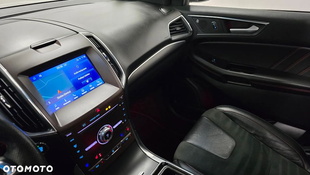 Ford Edge 2.0 EcoBlue Twin-Turbo 4WD ST-Line - 28