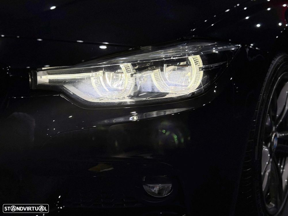 BMW 330 e iPerformance Pack M - 15