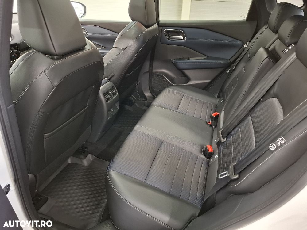 Nissan Qashqai 1.3 l MHEV X-Tronic 4WD Tekna - 14