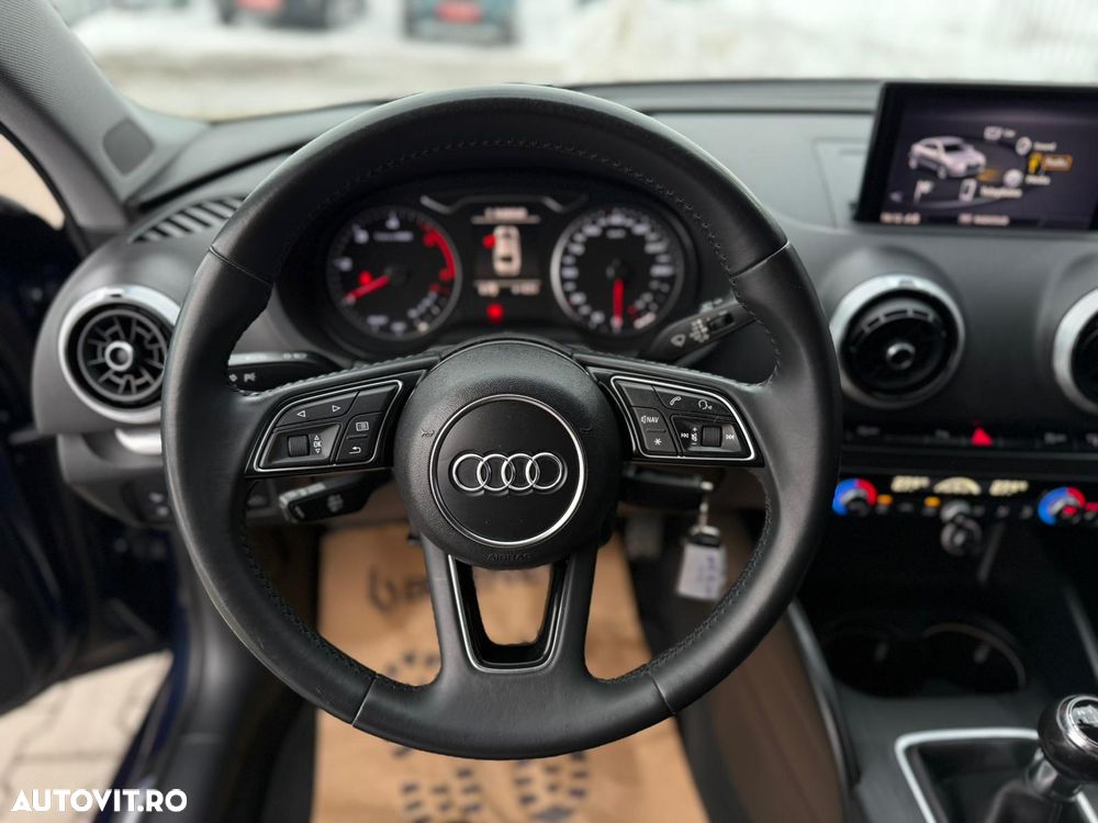 Audi A3 ack 1.6 30 TDI Design - 13