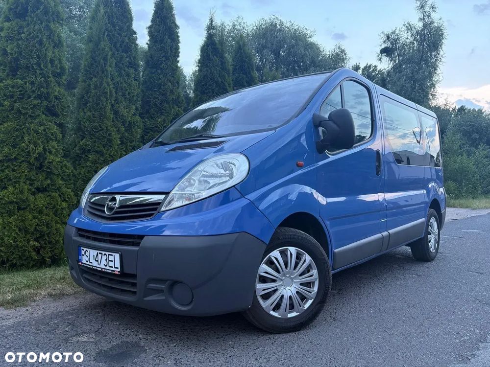 Opel Vivaro - 1
