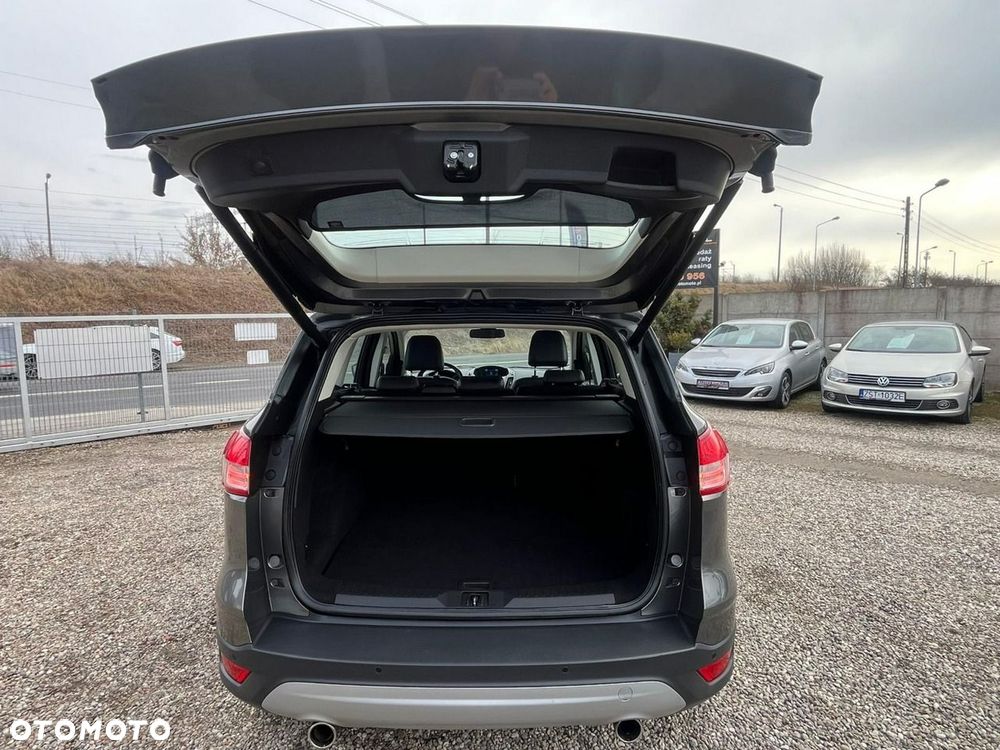 Ford Kuga 1.6 EcoBoost 2x4 Titanium - 18