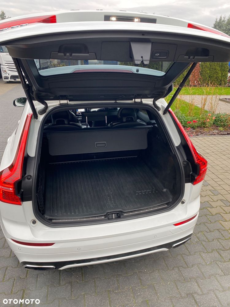 Volvo XC 60 D4 R-Design - 6