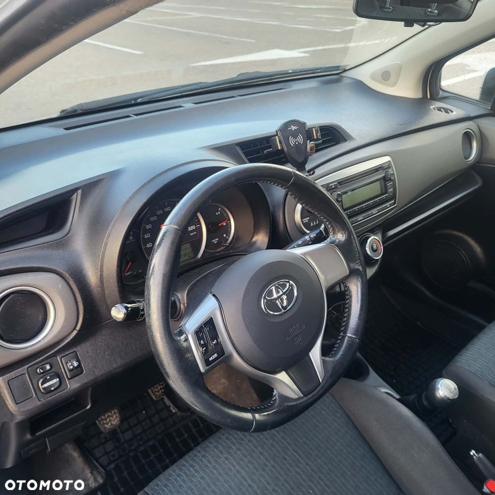 Toyota Yaris - 9
