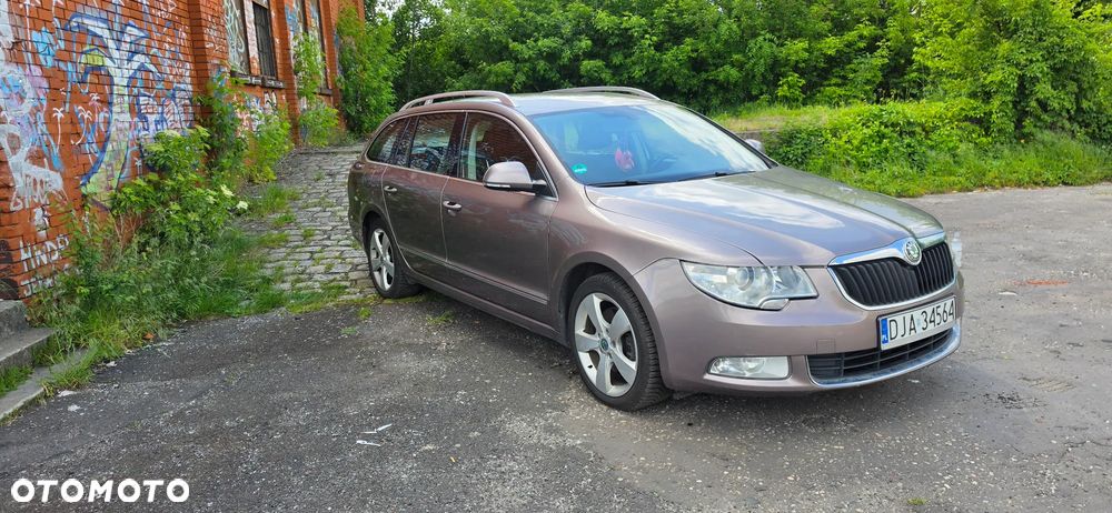 Skoda Superb 2.0 TDI Comfort - 2