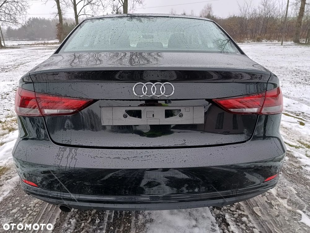 Audi A3 Limousine 1.6 TDI Attraction - 5