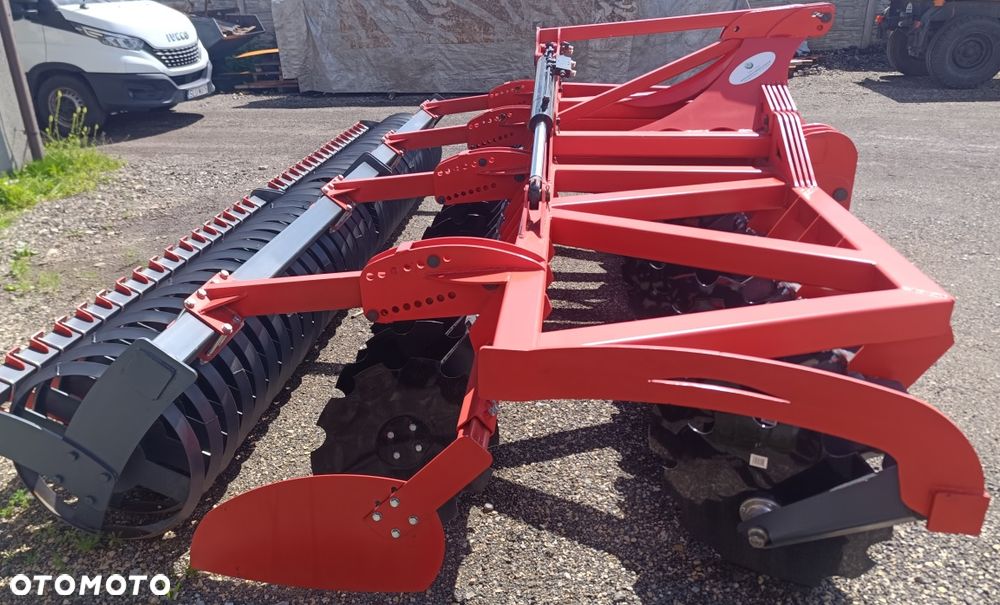 Inny BRONA Talerzowa agregat talerzowy talerzówka szerokości od 2,m 2,5m 3,0m 4.0m 6.0 składana hydraulicznie składana hydraulicznie - 5