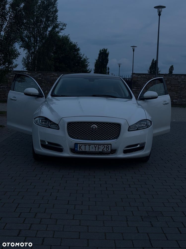 Jaguar XJ 3.0 T AWD Portfolio - 2
