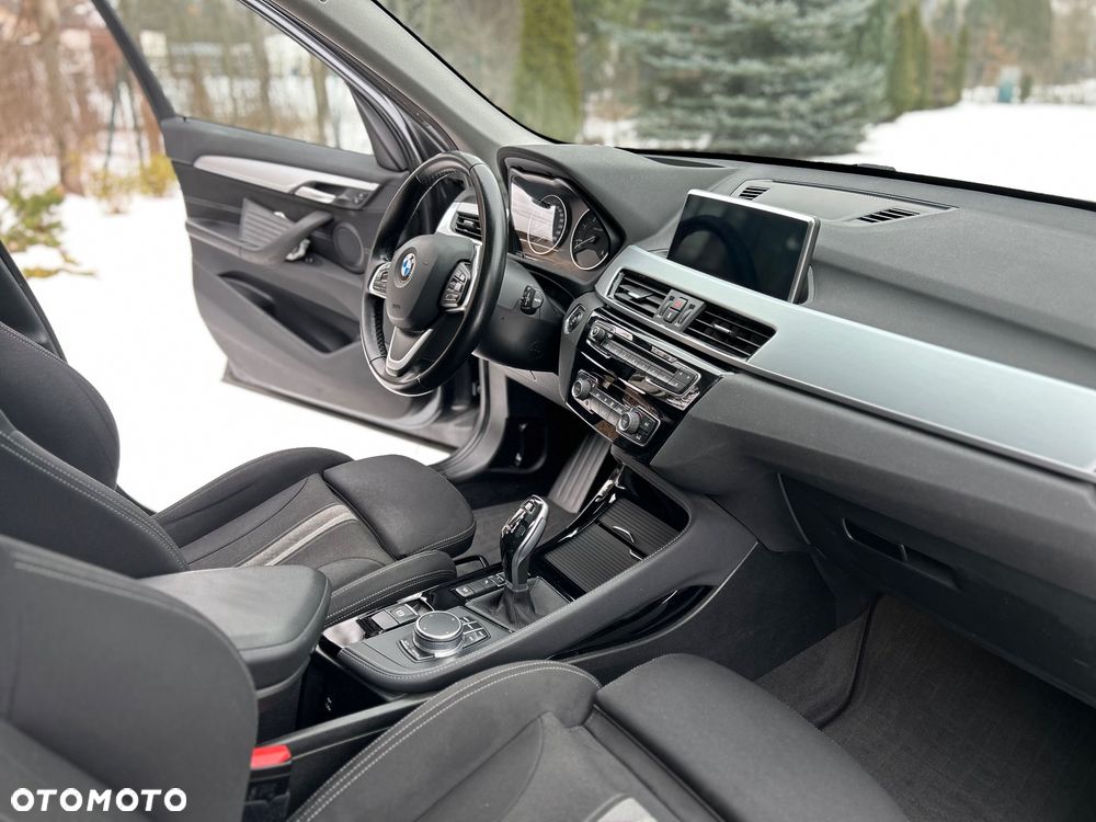 BMW X1 xDrive20d Sport Line sport - 13