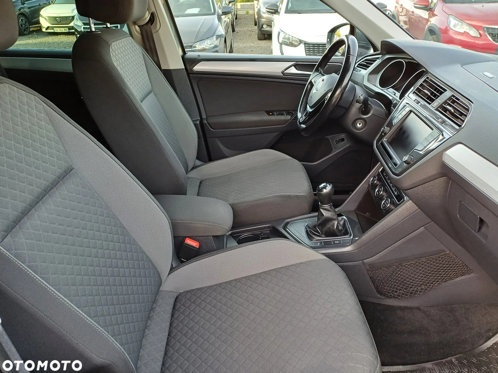 Volkswagen Tiguan 1.4 TSI BlueMotion Technology Sport & Style - 9