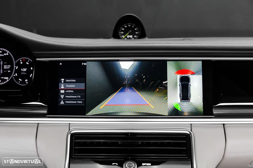 Porsche Panamera Sport Turismo 4 E-Hybrid - 48