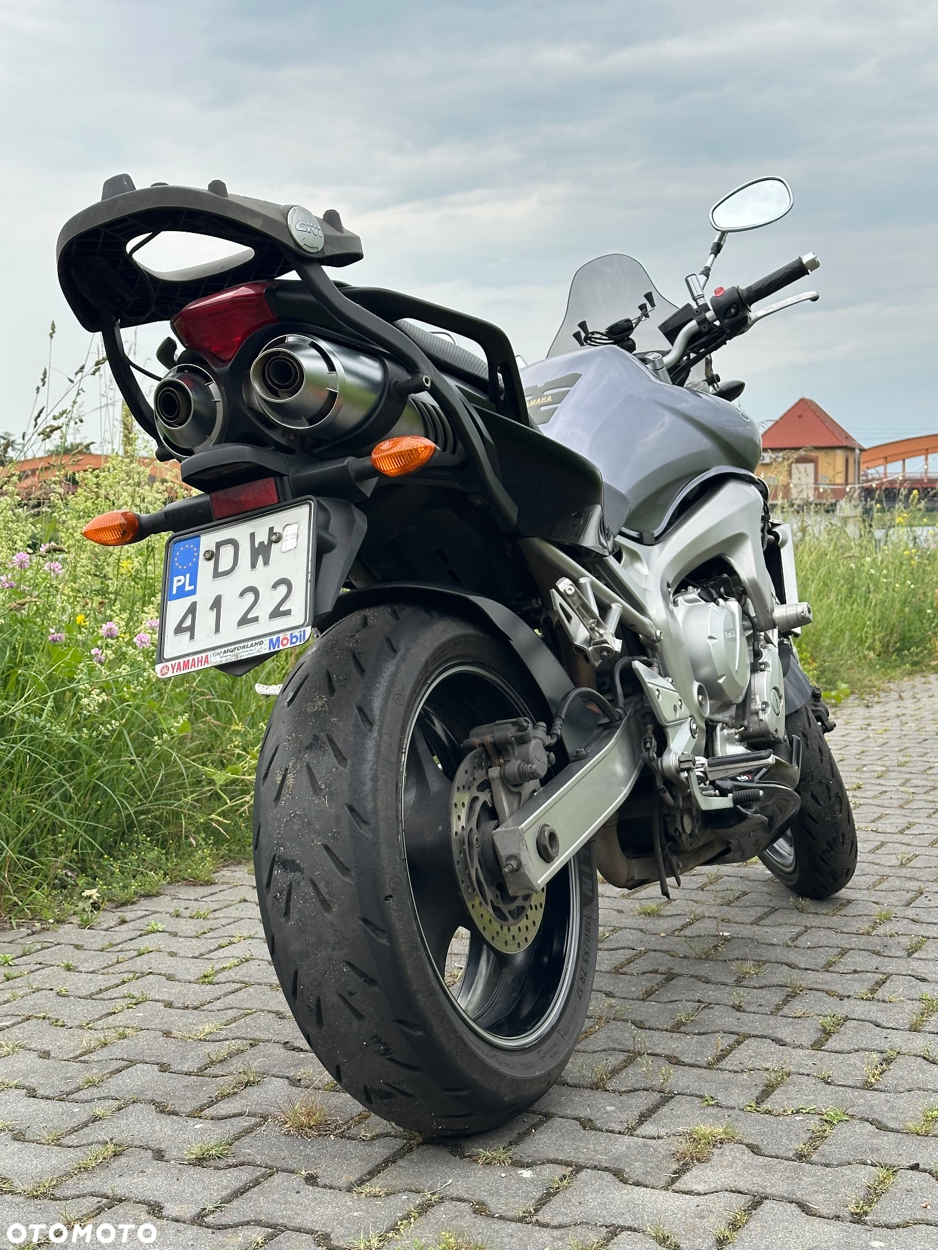 Yamaha FZ6 - 20