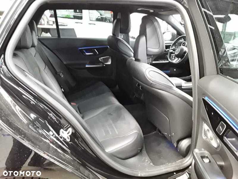 Mercedes-Benz Klasa C 300 de 4Matic 9G-TRONIC AMG Line - 8