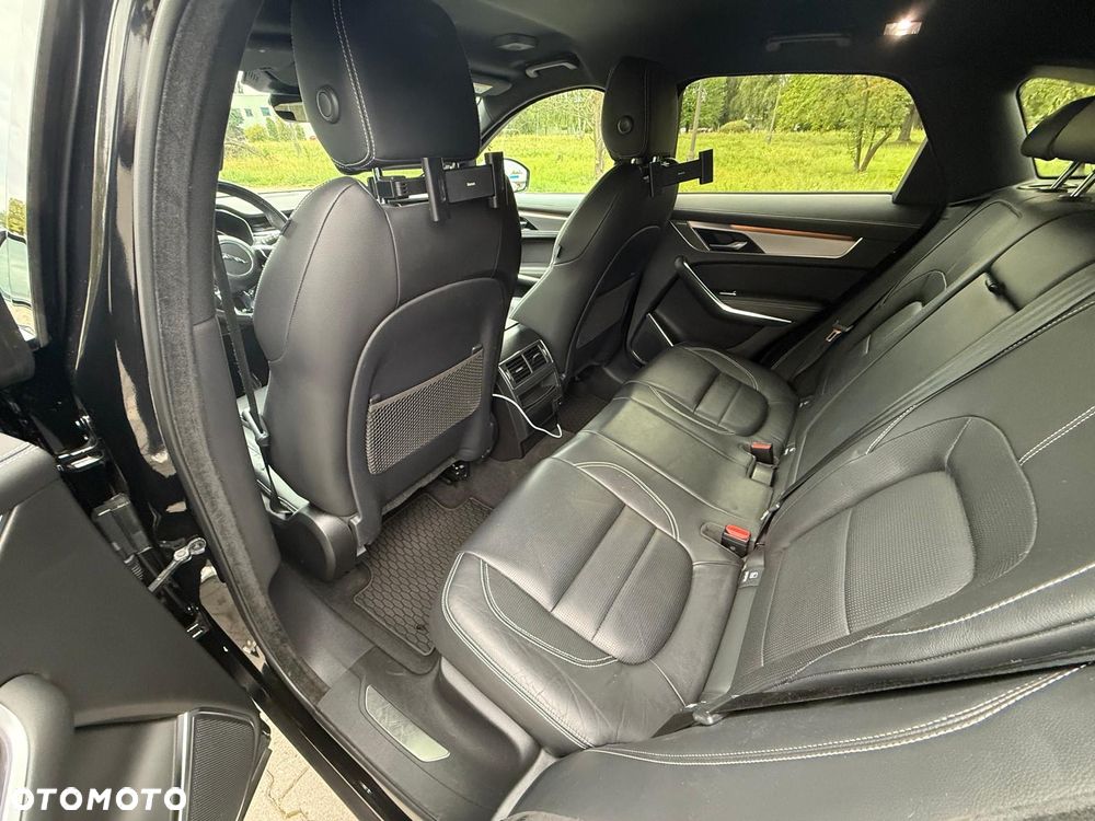 Jaguar F-Pace 2.0 P250 mHEV AWD R-Dynamic SE - 18