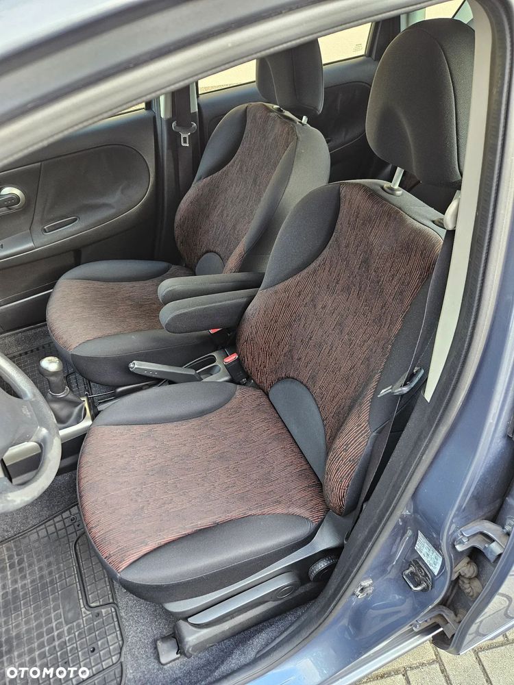 Nissan Note - 12
