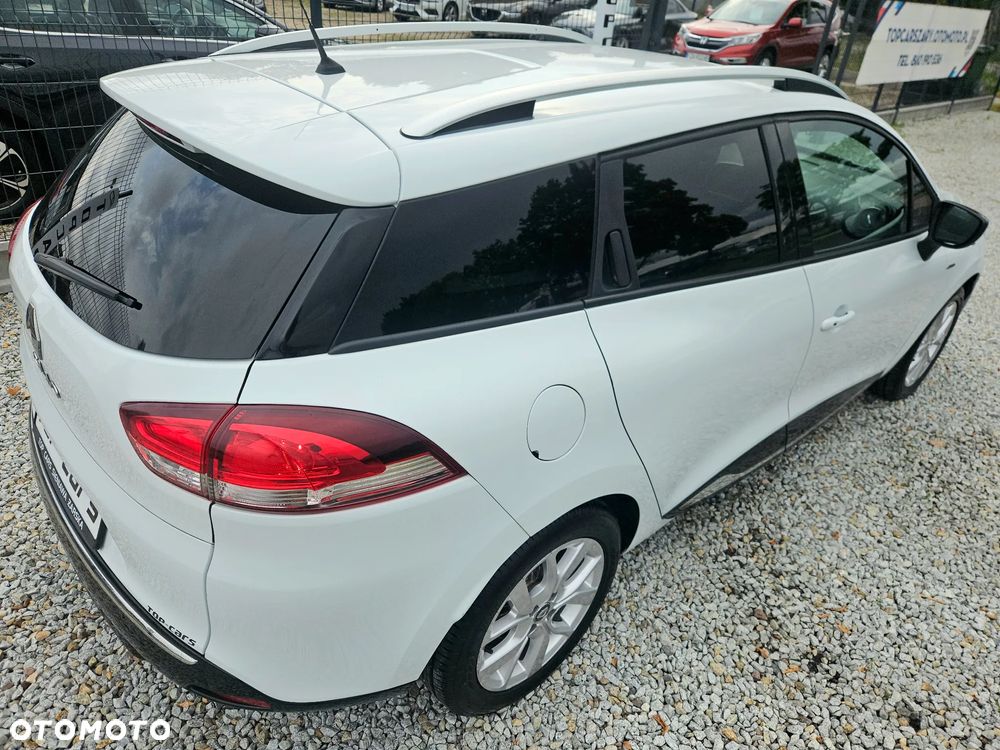 Renault Clio - 18