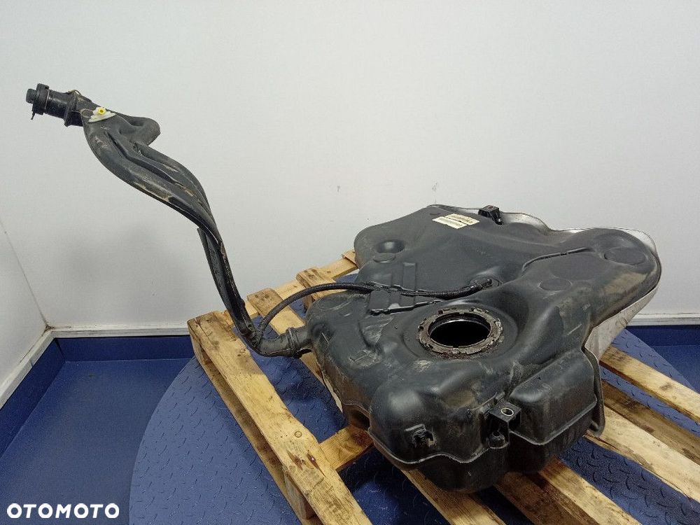 SKODA OCTAVIA II LIFT 08- 1.6 TDI 105KM ZBIORNIK PALIWA 1K0201022GP - 2