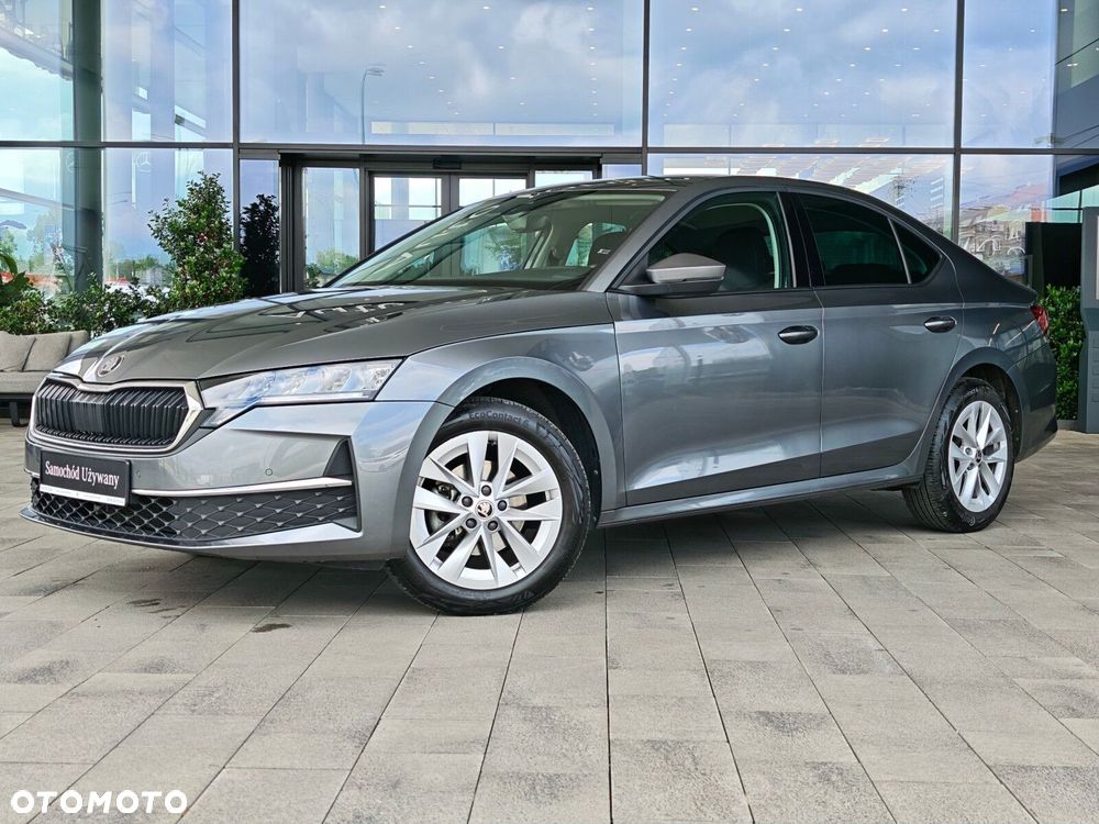 Skoda Octavia 1.5 TSI mHEV Selection DSG - 2
