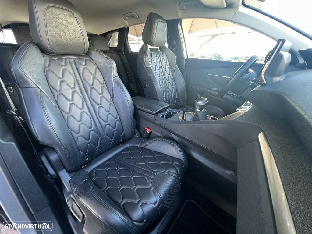 Peugeot 3008 1.5 BlueHDi Allure Pack - 21