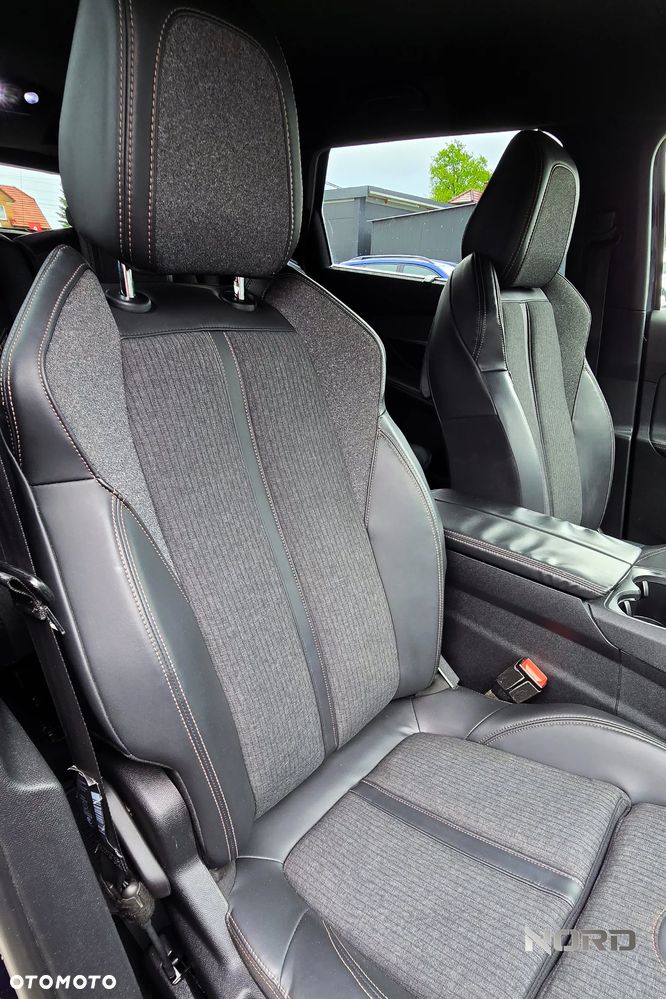 Peugeot 5008 THP 165 EAT6 Stop & Start Allure - 27