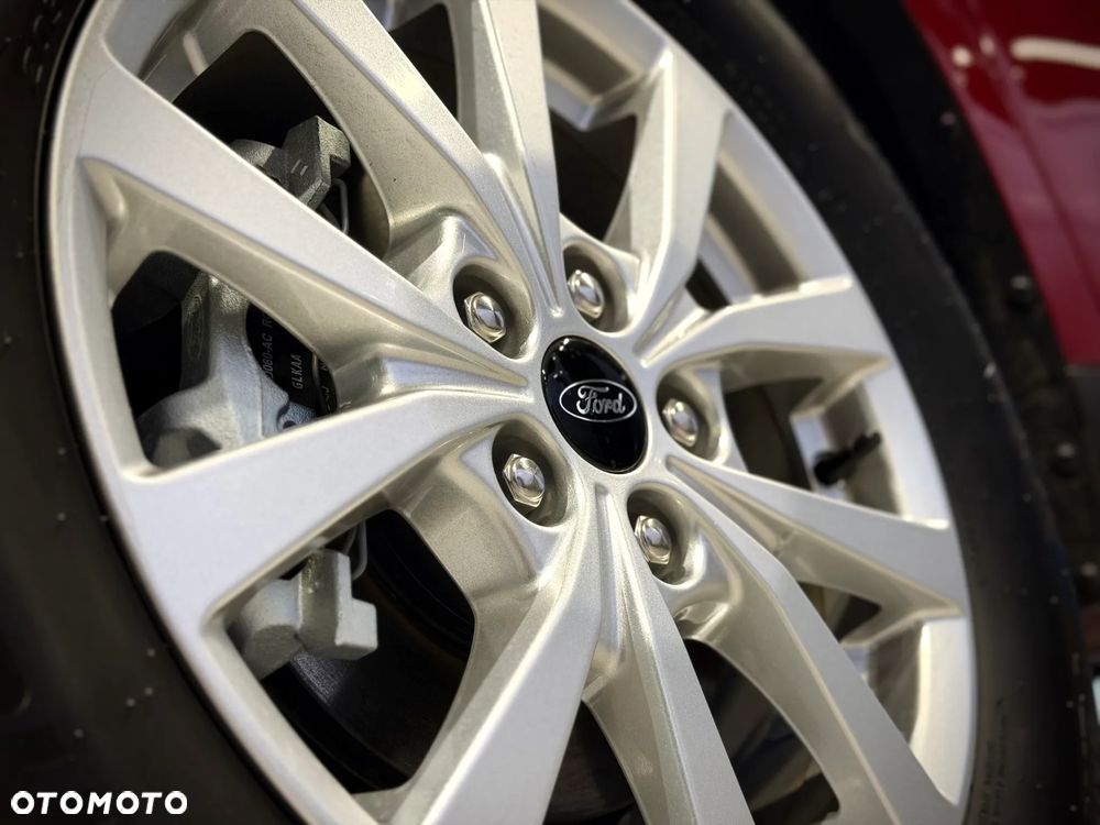 Ford Tourneo Courier 1.0 EcoBoost Titanium - 11
