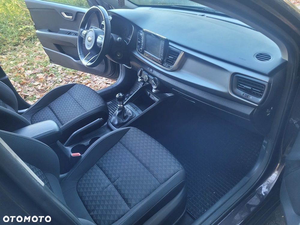 Kia Rio 1.2 Attract - 10