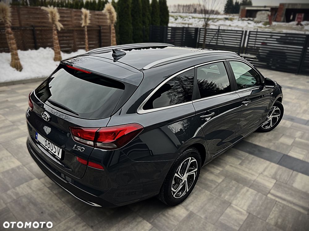 Hyundai i30 1.5 T-GDI 48V-Hybrid DCT Prime - 16