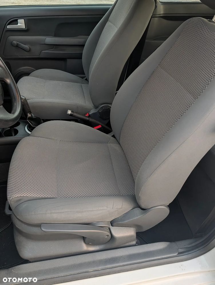 Volkswagen Fox - 17