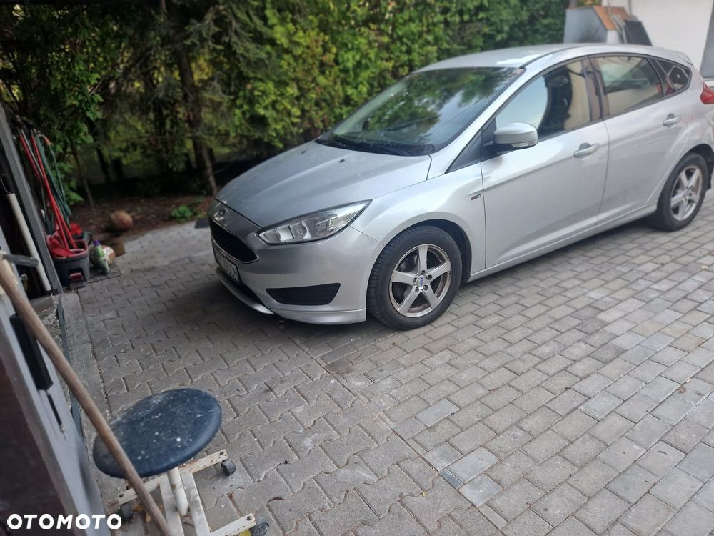 Ford Focus 1.5 TDCi SYNC Edition - 2