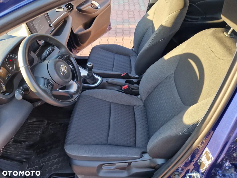 Toyota Yaris 1.5 Comfort - 22