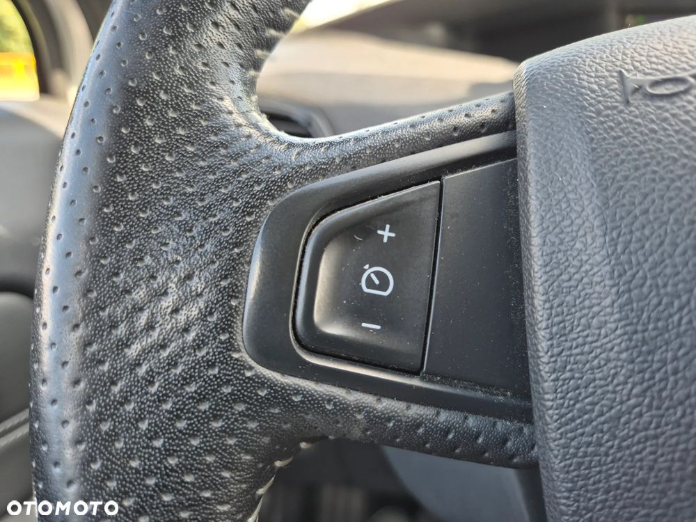 Renault Scenic dCi 130 FAP Start & Stop Bose Edition - 36
