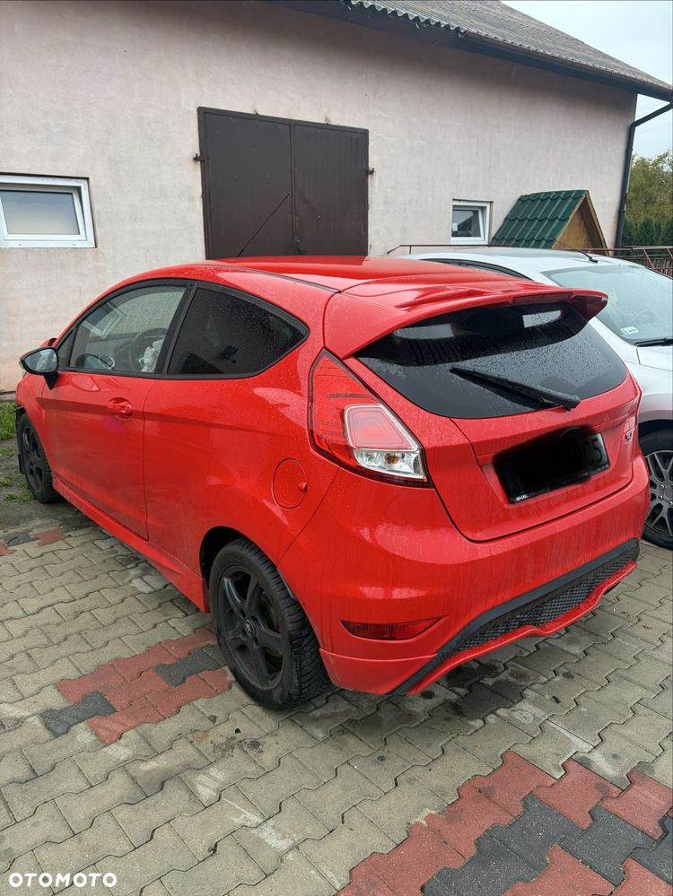 Ford Fiesta - 4