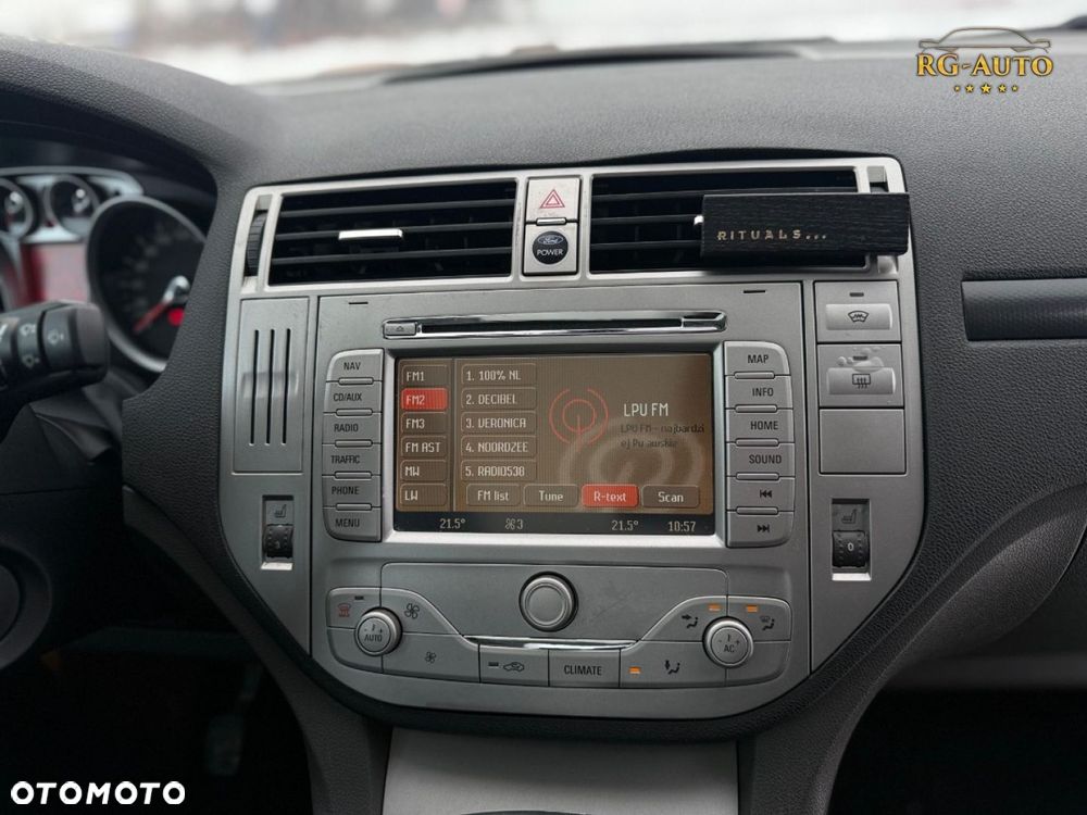 Ford Kuga - 35