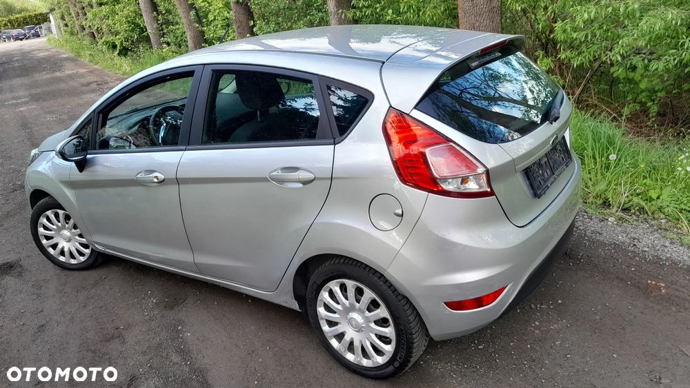 Ford Fiesta - 11