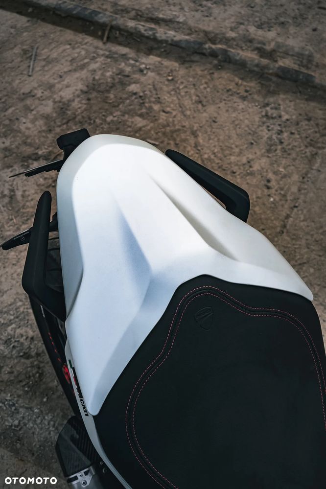 Ducati SuperSport - 29