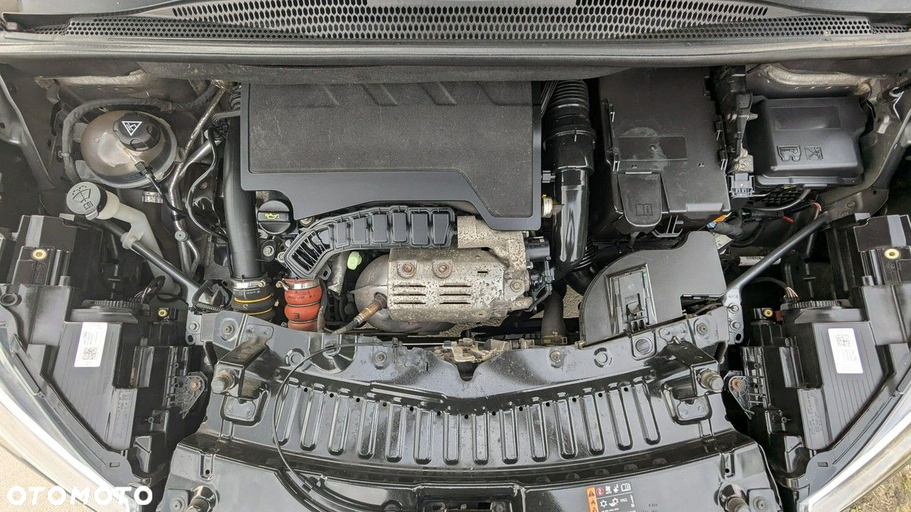 Opel Crossland X - 37