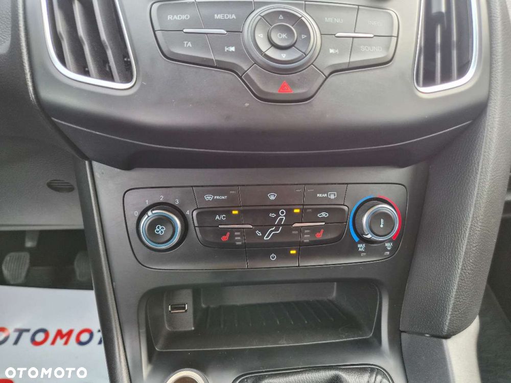 Ford Focus - 31