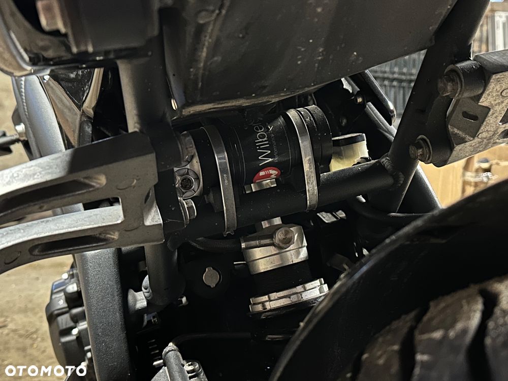 Triumph Speed Triple - 18