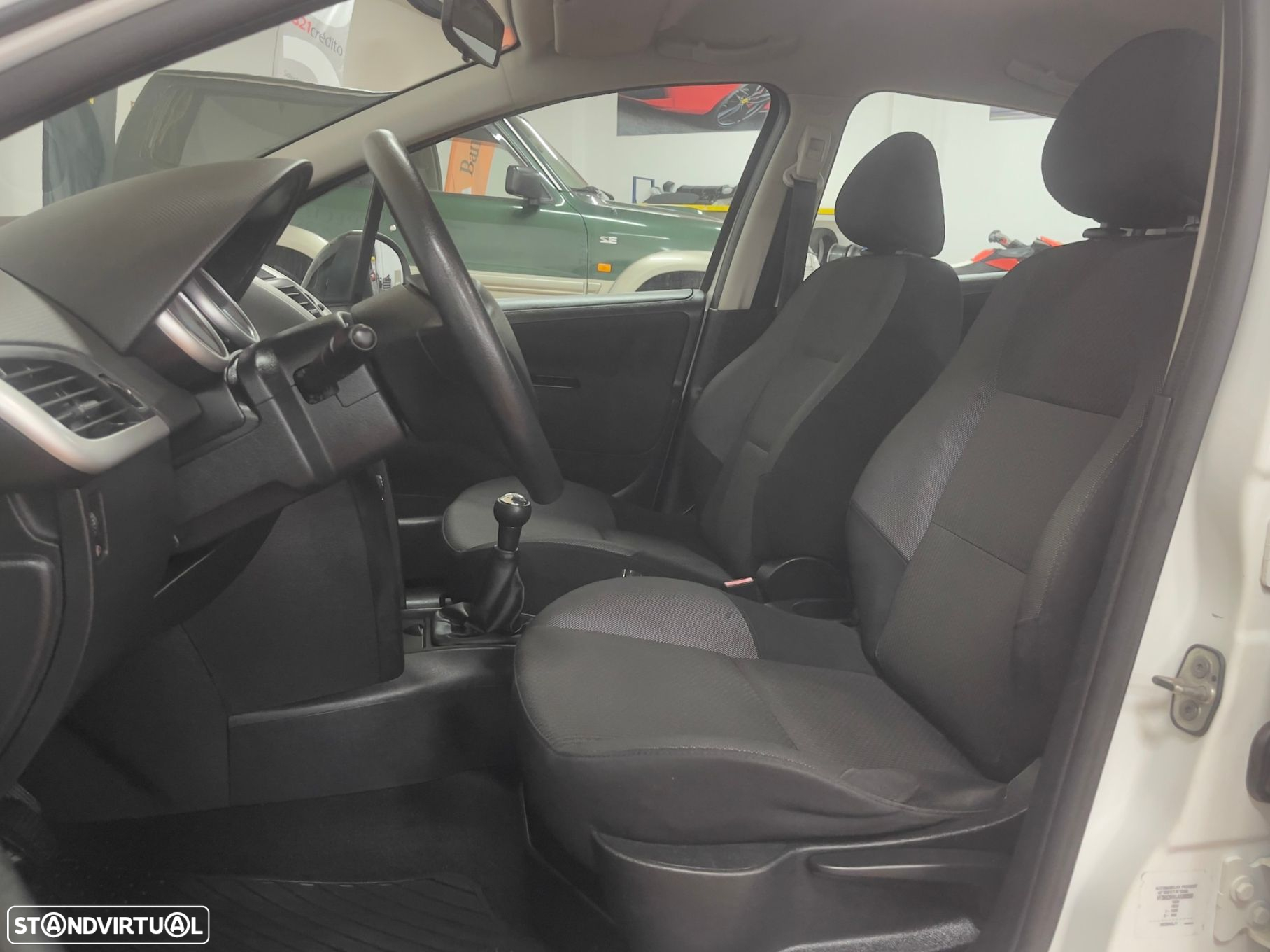 Peugeot 207 1.6 HDi Sport - 13