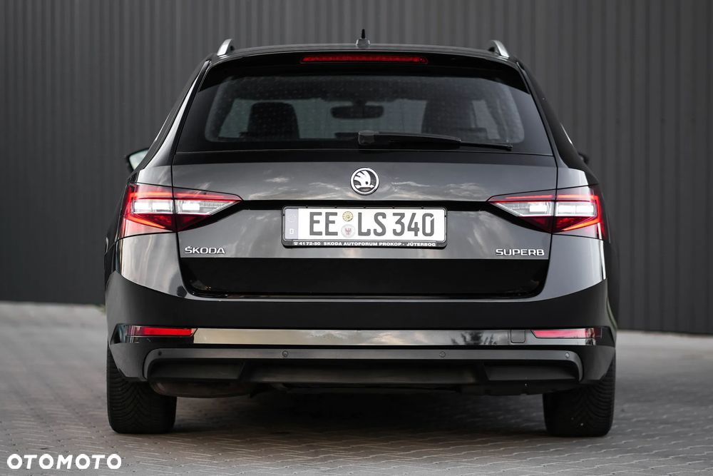Skoda Superb 2.0 TDI L&K - 10