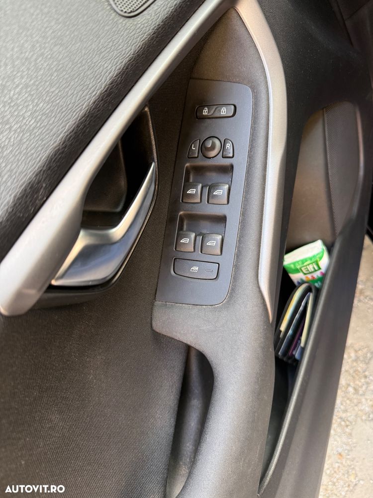 Volvo V40 D2 Basic - 10