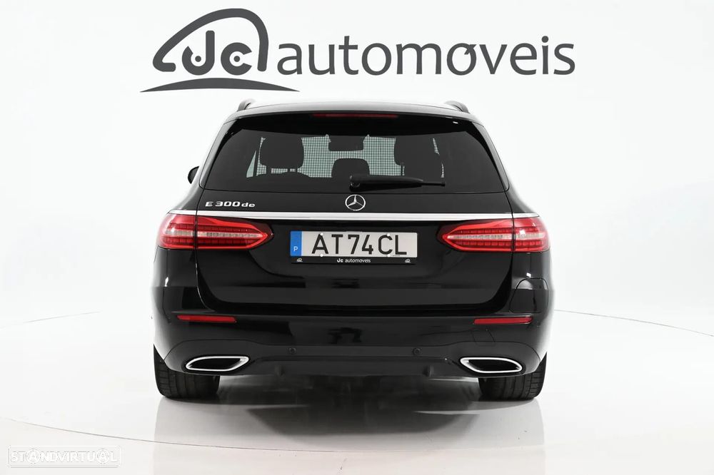 Mercedes-Benz E 300 de AMG Line - 9